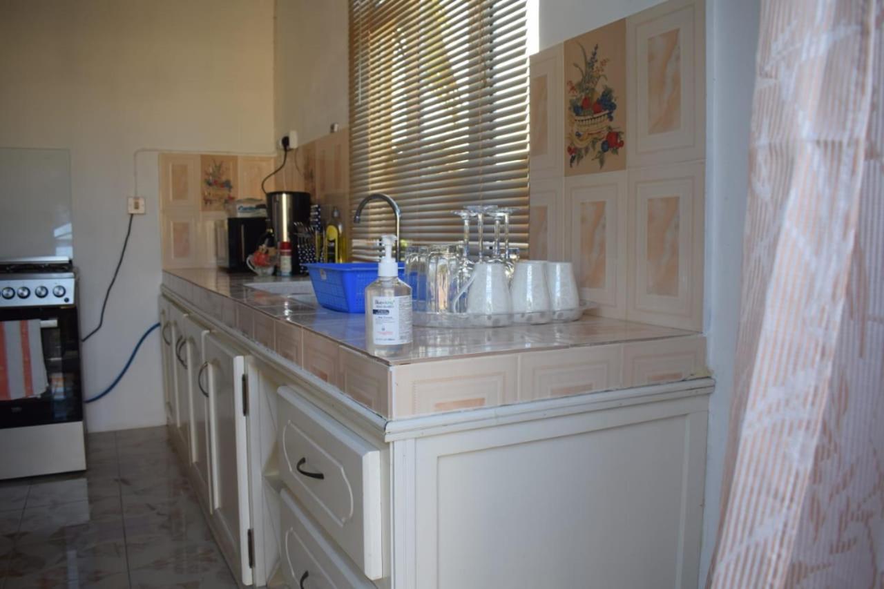 Oasis Kite Appartment La Gaulette Bagian luar foto